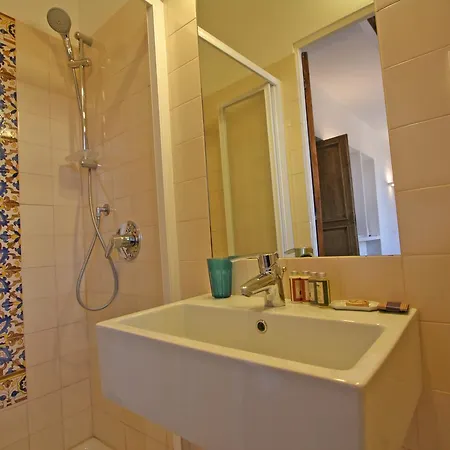 San Teodoro Daire Roma
